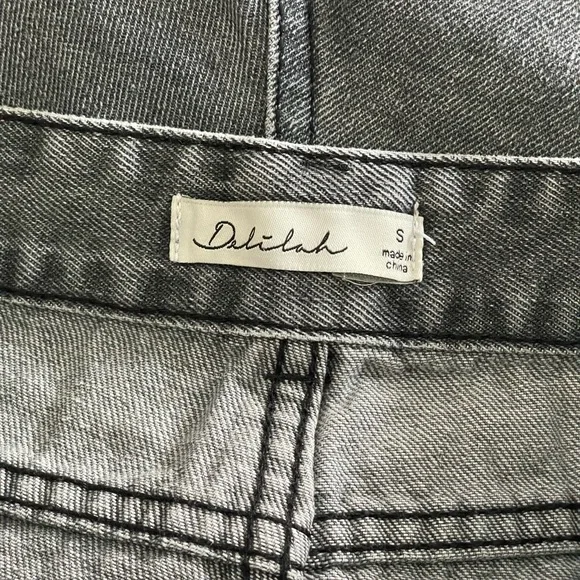 Delilah Heart High Waist Shorts - Picture 4 of 5